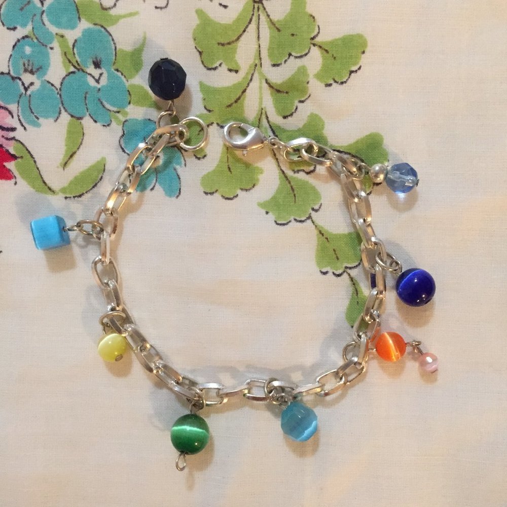 Cute silver-tone bracelet with colorful beads